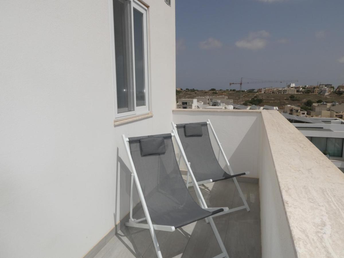 Blue Sky Apartments L-Imgarr Exterior photo